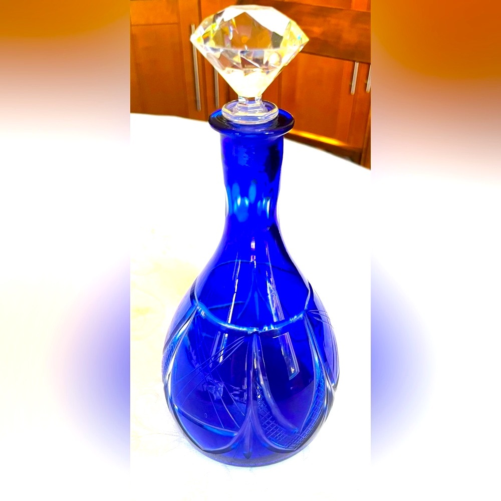 Royal Blue Glass bottle cut-to-clear crystal glass pattern clear crystal stopper